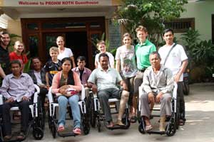 wheelchair-recipients-group-shot